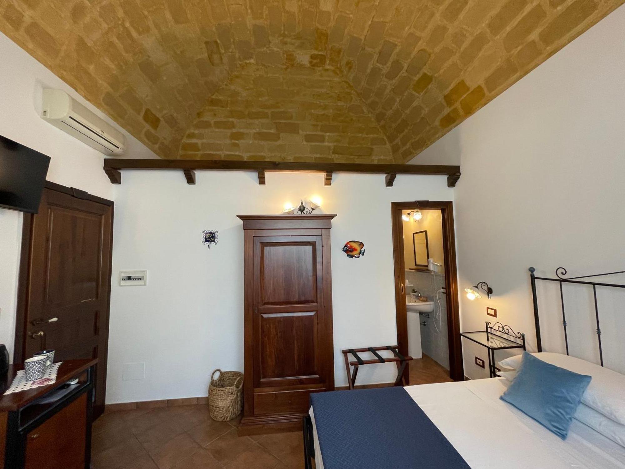 Ai Dammusi Rooms San Vito Lo Capo Eksteriør bilde